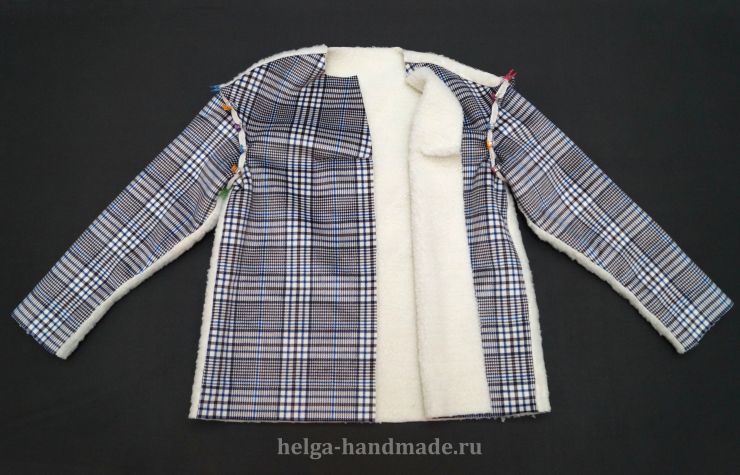 Втачиваем рукава в проймы