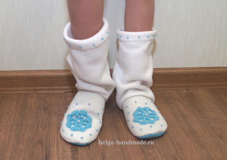 Мастерим сапожки-ботинки для куклы